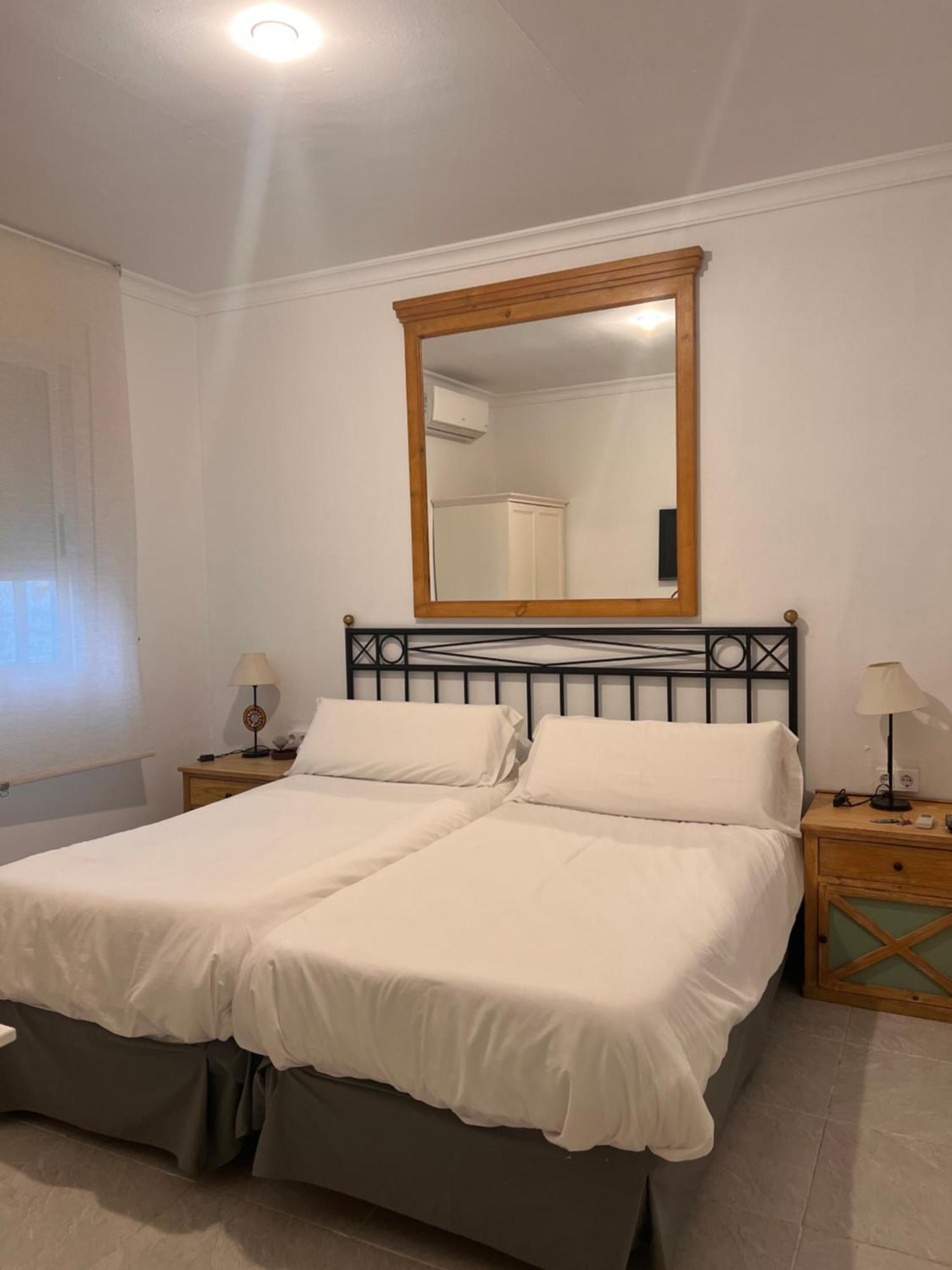 Hostal Playa Hidalgo Rota Ngoại thất bức ảnh